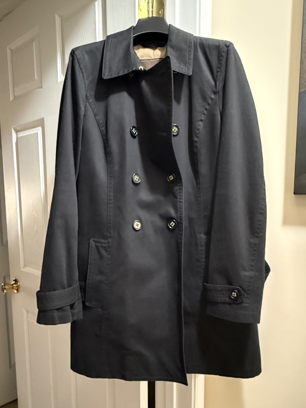 Coach Classic Black Double-Breasted Coat – Timeless Minimalist Style